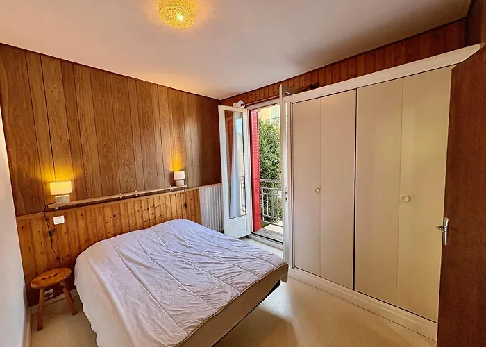 Prairie Mont-dore 7 *